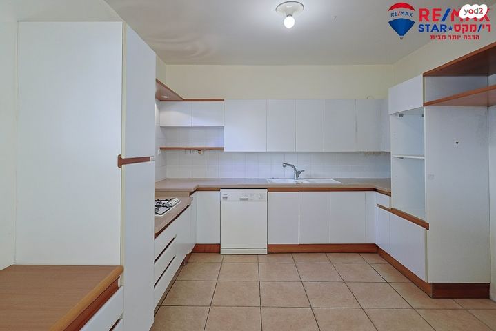 בית פרטי/ קוטג', צדק, הרצליה