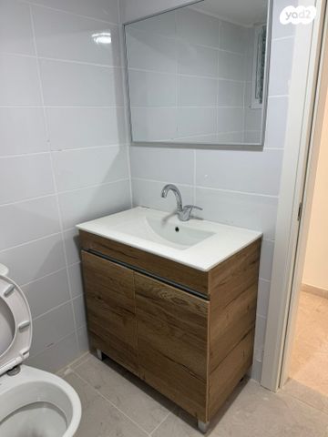 דירה, שלום שבזי 5, נווה פז, חיפה