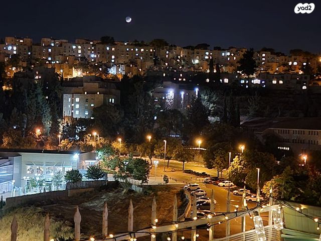 דירה, שלמה בן יוסף 250, ארמון הנציב, תלפיות מזרח, ירושלים