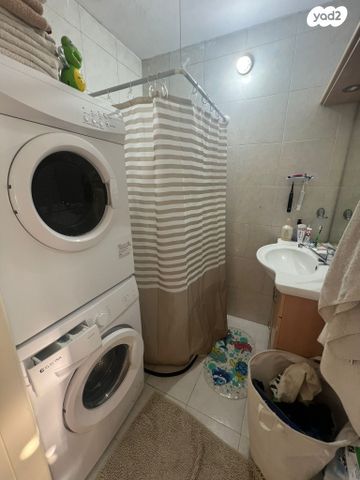 דירה, שדרות ששת הימים 25, נווה אליעזר וכפר שלם מזרח, תל אביב יפו