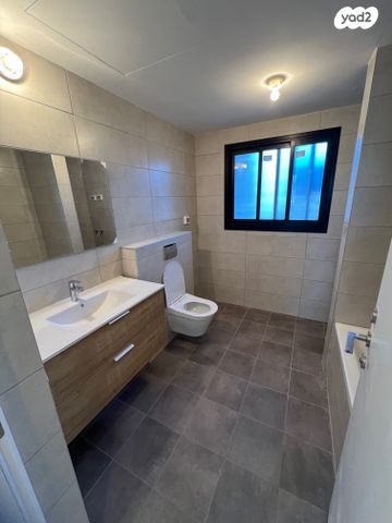 דופלקס, רעננה