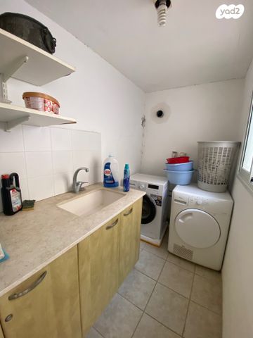 בית פרטי/ קוטג', נאות הדרים, גן יבנה