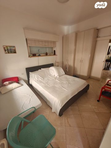 דירה, שדרות בן מיימון 26, רחביה, ירושלים