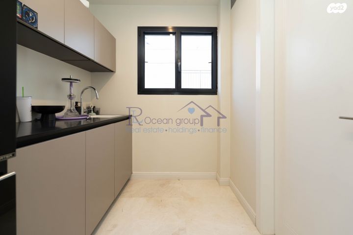 בית פרטי/ קוטג', הרינה 7, נוף הטיילת, נתניה