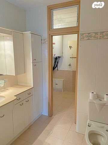 דירה, צלף, נאות בגין, לב יבנה, יבנה