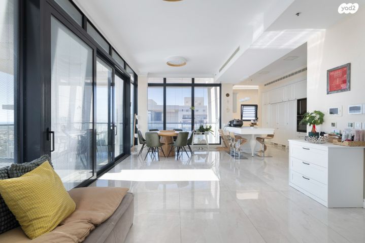 גג/ פנטהאוז, קרית הלאום, ראשון לציון