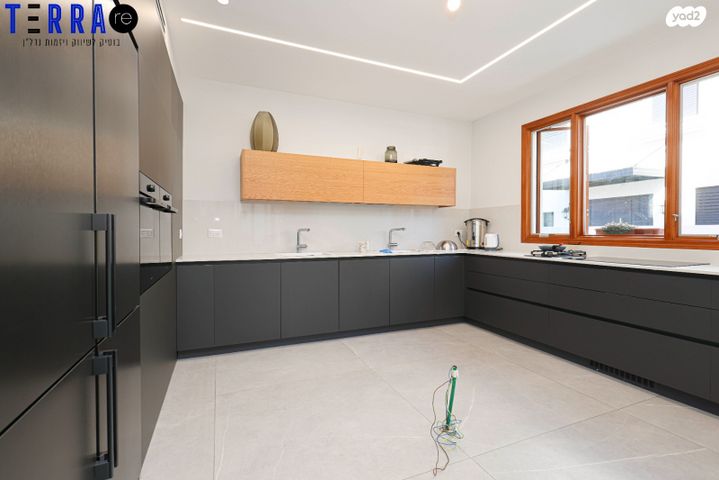 בית פרטי/ קוטג', חיים ארלוזורוב, נאות גנים, נתניה