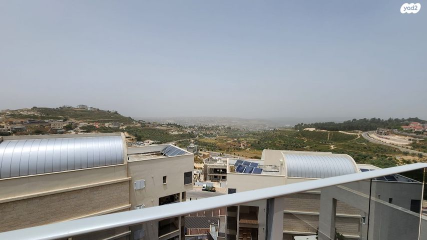 גג/ פנטהאוז, מירון, אורנים, מעלות תרשיחא