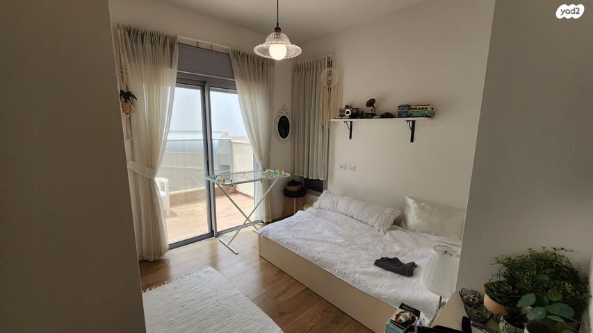 גג/ פנטהאוז, מירון, אורנים, מעלות תרשיחא