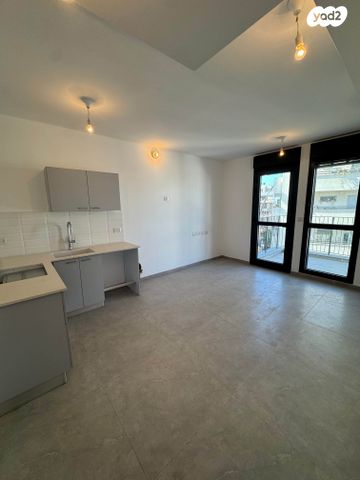 דירה, מירון, נווה שאנן, תל אביב יפו