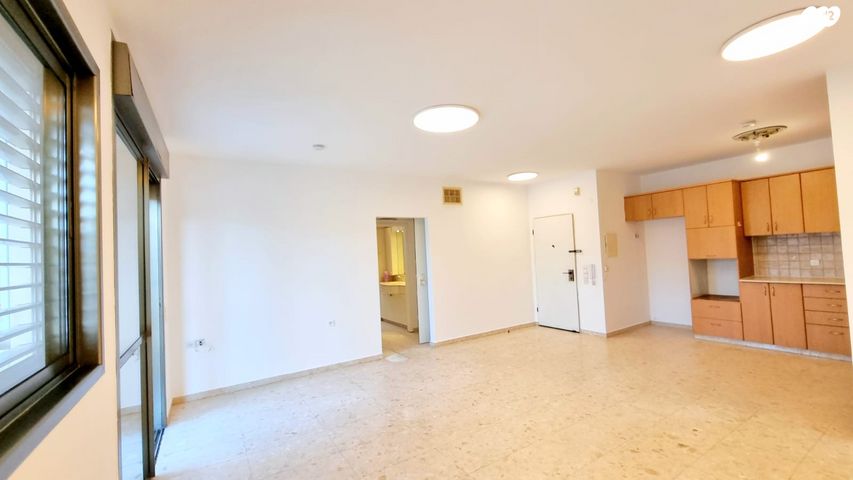 דירה, הרצליה