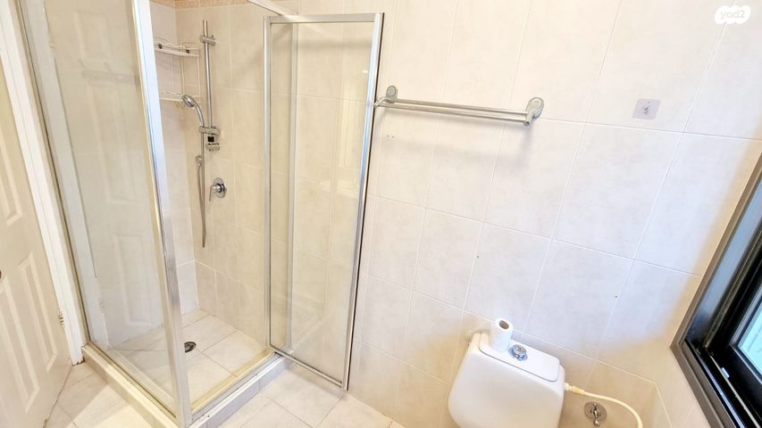 דירה, הרצליה