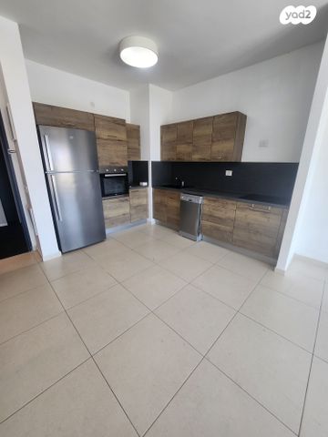 דירה, העיר התחתית, ואדי סאליב, חיפה