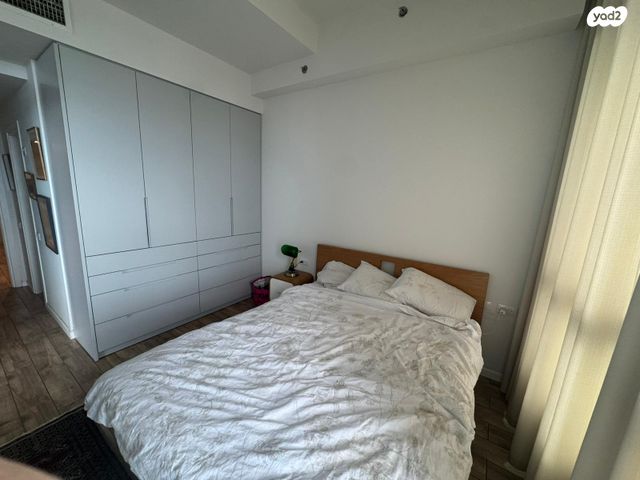 דירה, דרך מנחם בגין 158, מונטיפיורי, הרכבת, תל אביב יפו