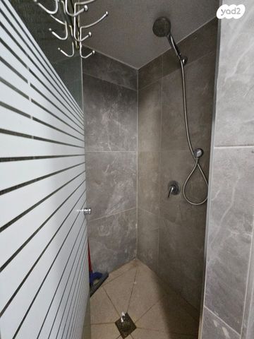 דירה, אהרון צייטלין 19, קרית חיים מזרחית, חיפה