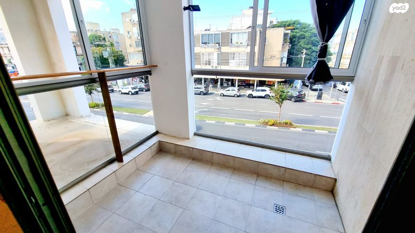 דירה, הרצליה