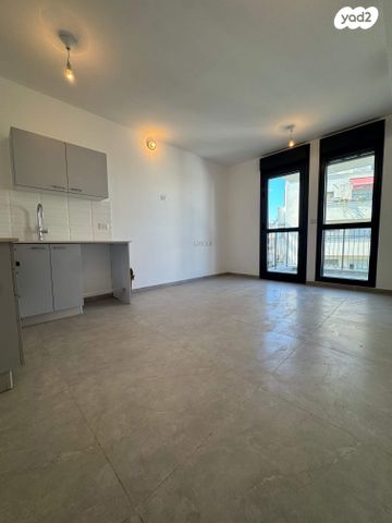 דירה, מירון, נווה שאנן, תל אביב יפו