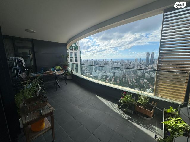 דירה, דרך מנחם בגין 158, מונטיפיורי, הרכבת, תל אביב יפו