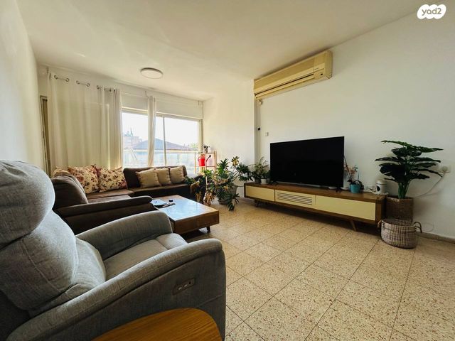 דירה, הרימון, רמז, מערב ותיק, ראשון לציון