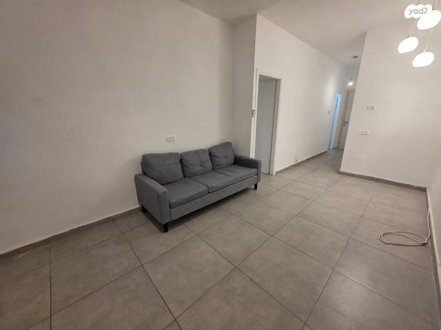 דירה, יהושע חנקין, עפולה