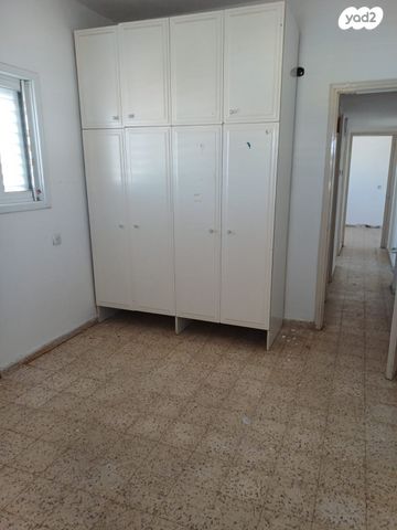 דירה, המעפילים 25, ניצנה, בת ים