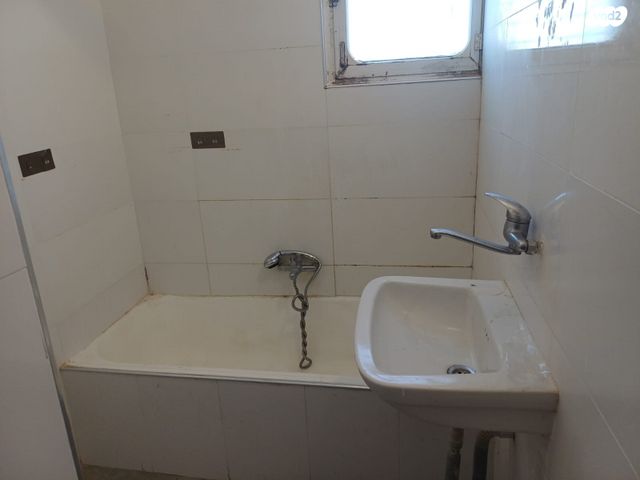 דירה, המעפילים 25, ניצנה, בת ים