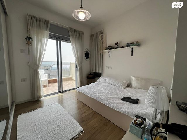 גג/ פנטהאוז, מירון, אורנים, מעלות תרשיחא