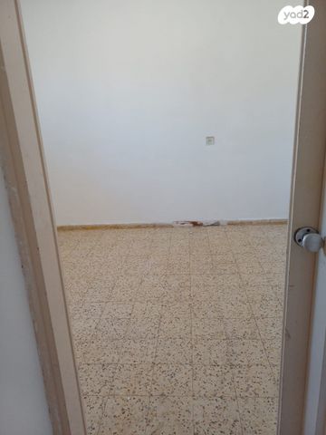 דירה, המעפילים 25, ניצנה, בת ים