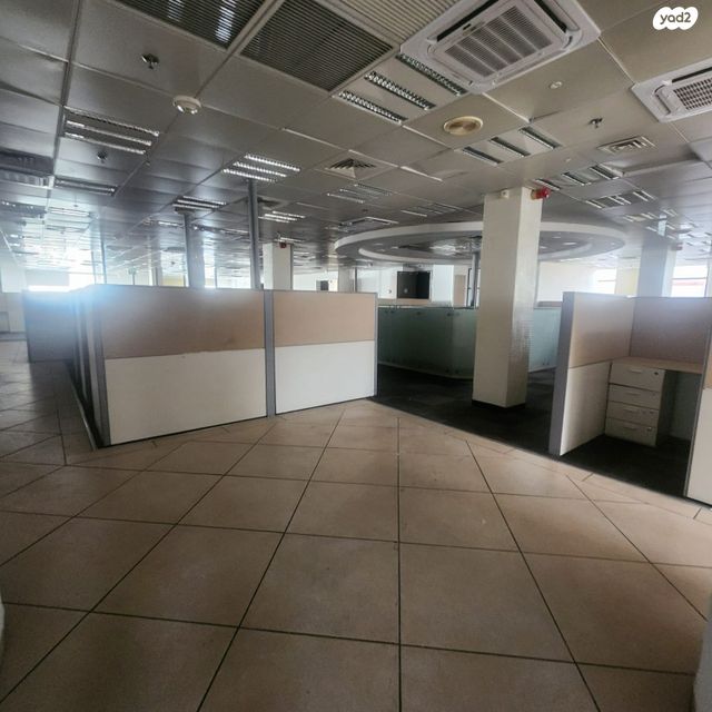 משרדים, המצודה, אזור תעשיה, אזור