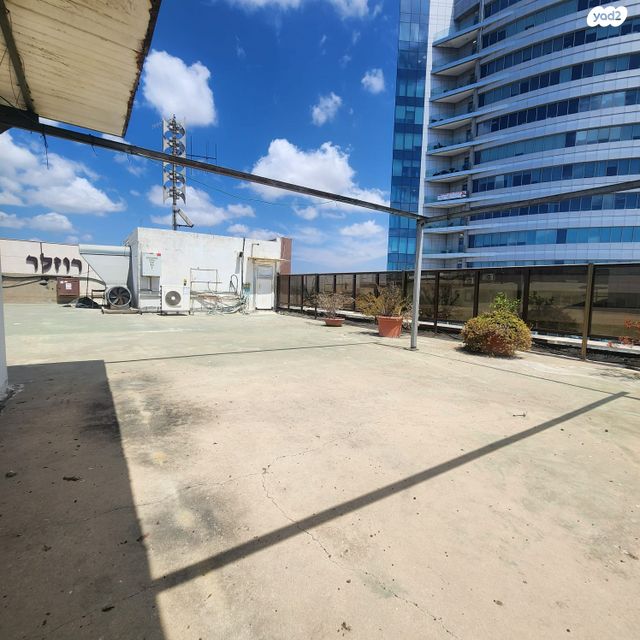 משרדים, המצודה, אזור תעשיה, אזור