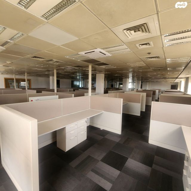 משרדים, המצודה, אזור תעשיה, אזור