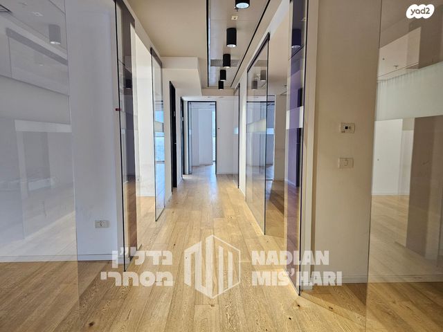 משרדים, אריאל שרון, סיטי, גבעתיים