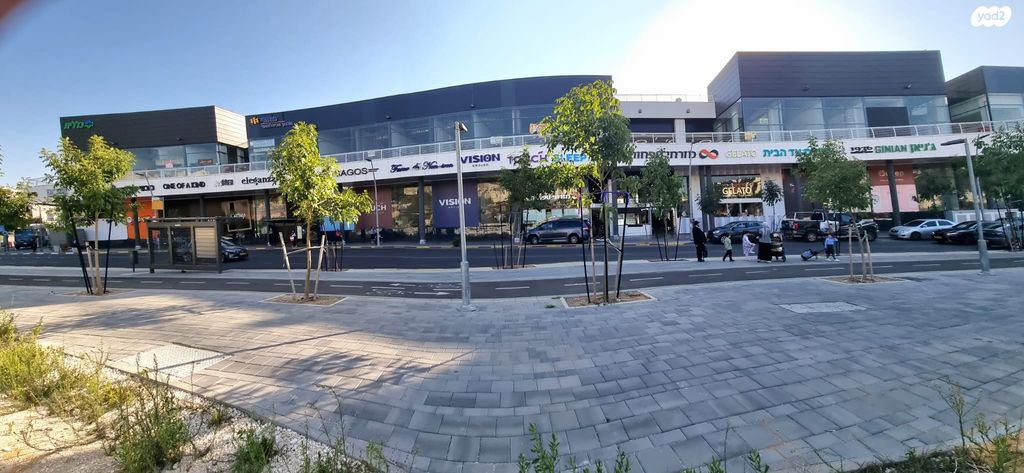 חנויות/ שטח מסחרי, בית שמש