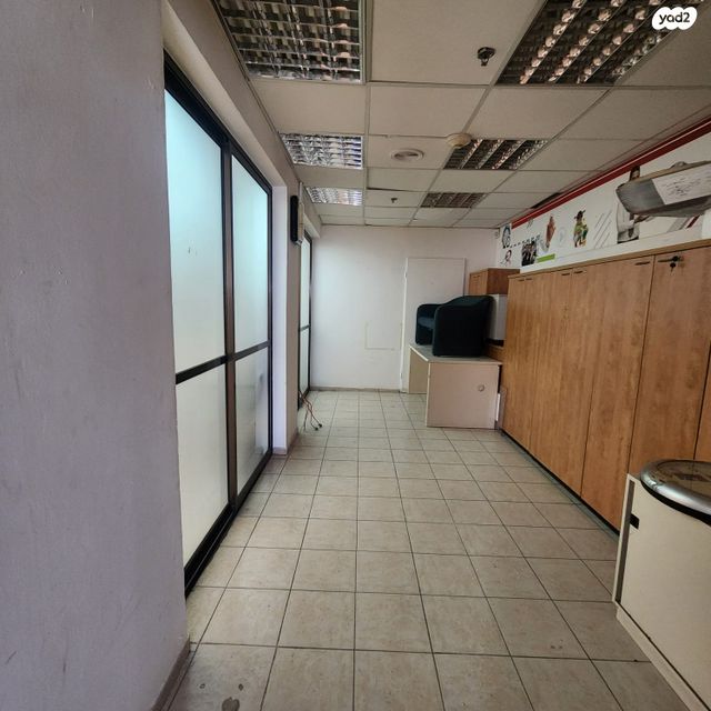 משרדים, המצודה, אזור תעשיה, אזור