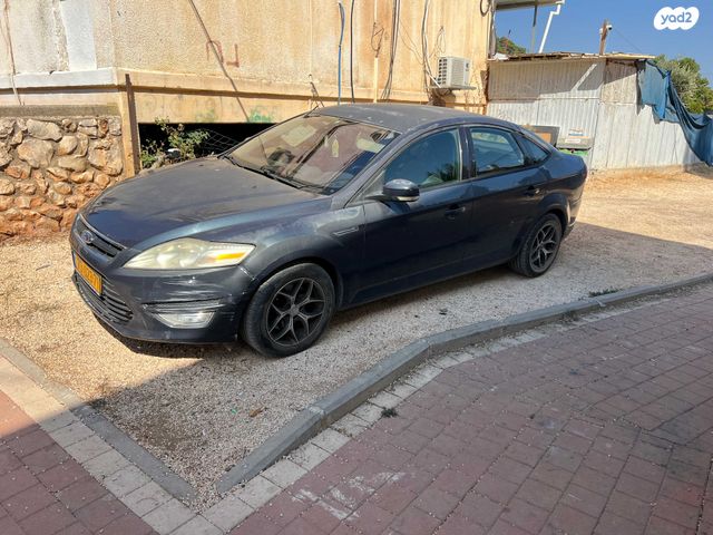 מודעת רכב פורד מונדאו