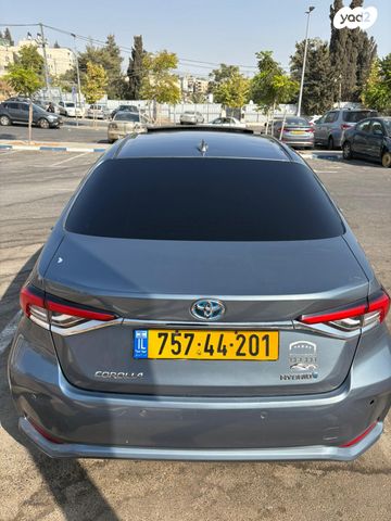 מודעת רכב טויוטה קורולה