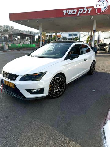 מודעת רכב סיאט לאון