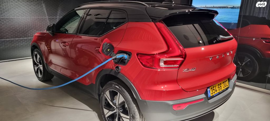 וולוו XC40