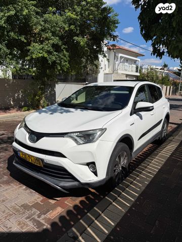 מודעת רכב טויוטה RAV4