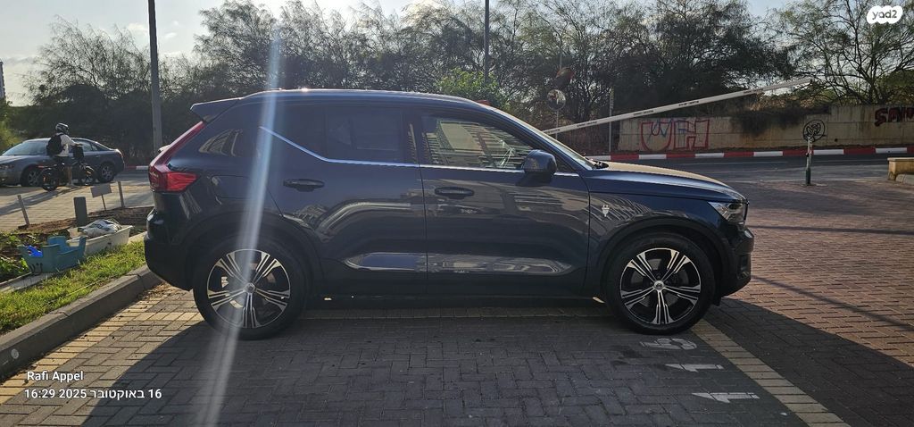 וולוו XC40