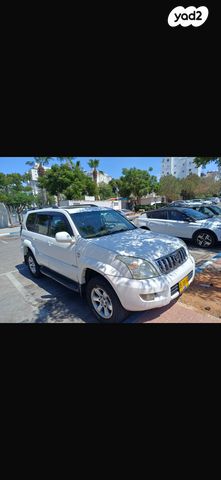 טויוטה לנד קרוזר