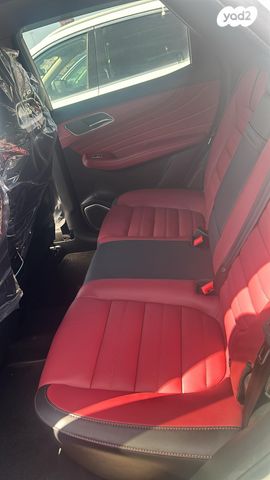 מודעת רכב אם ג'י EHS PHEV