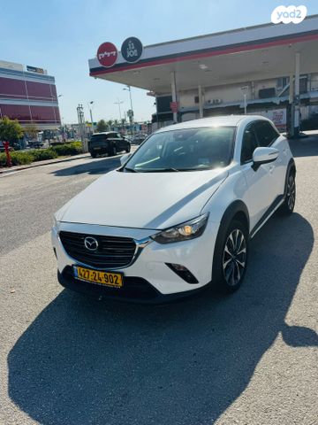 מודעת רכב מאזדה CX-3
