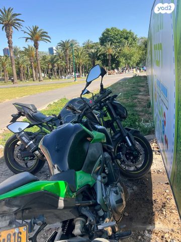 קאוואסאקי Z900