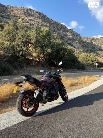 קאוואסאקי Z900