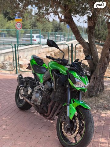 מודעת רכב קאוואסאקי Z900