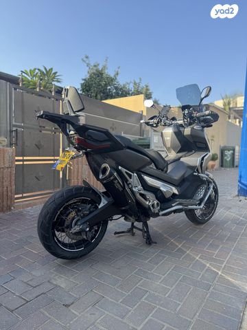 הונדה X-ADV750
