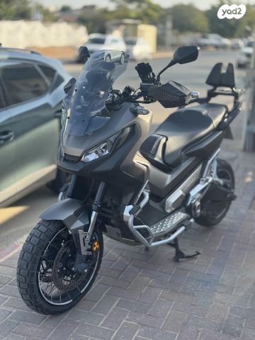 הונדה X-ADV750