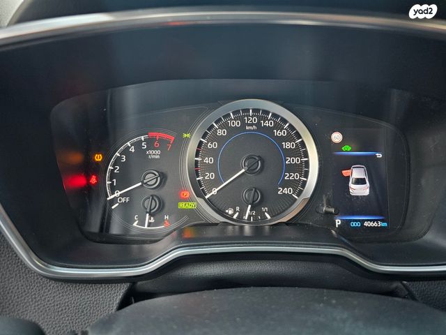 טויוטה קורולה