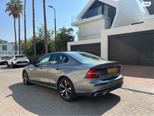 וולוו S60